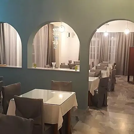 Otel Enalion 3*